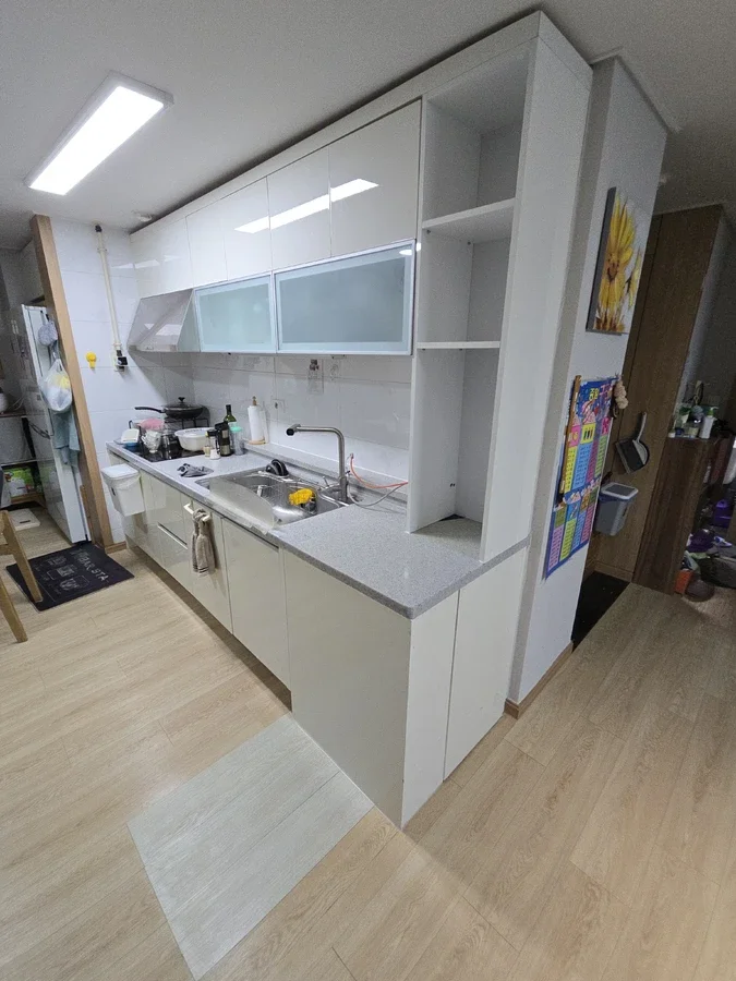 ㄷ자에서 ㄱ자 주방리폼 시공 예시